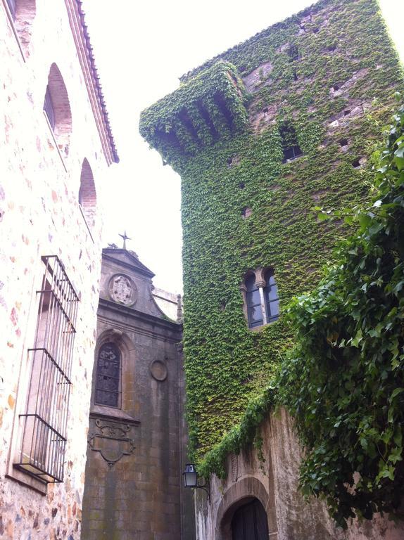 Pintores Rooms Apartamentos Turisticos Caces Esterno foto