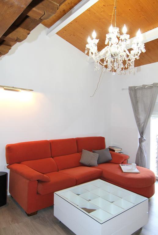 Pintores Rooms Apartamentos Turisticos Caces Esterno foto