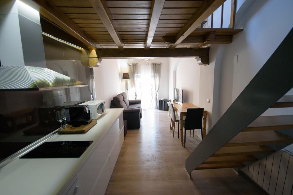 Pintores Rooms Apartamentos Turisticos Caces Esterno foto